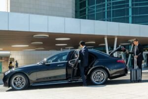 black-car-vs-limo